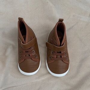 Old Navy Brown Kids Sneakers
